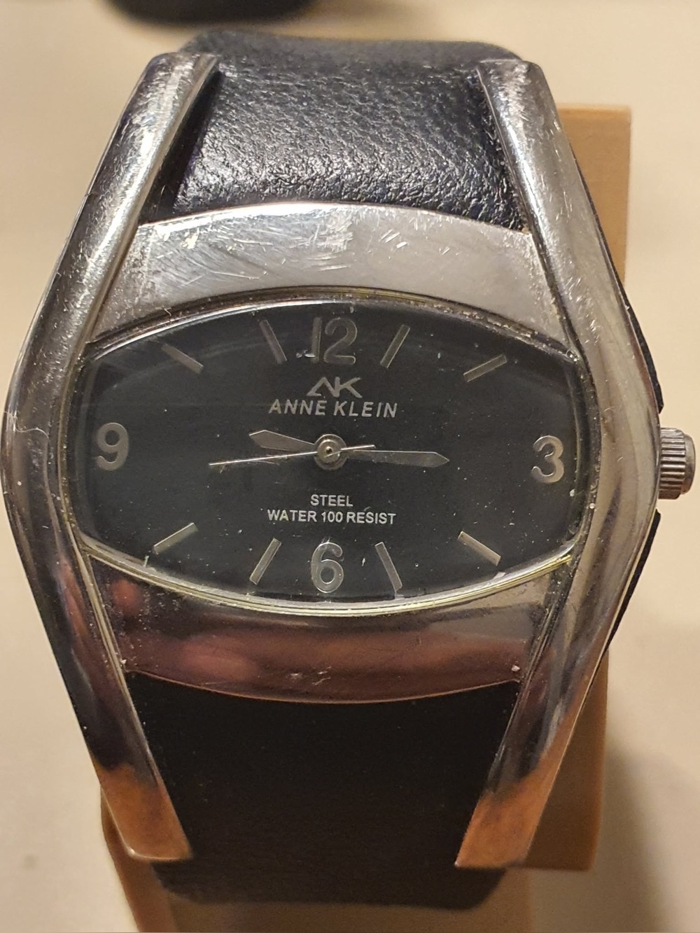 🦋10/$20🦋 Anne Klein Silver/Black Leather Women's Watch